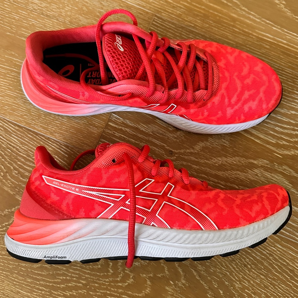 ASICS Gel-Excite 8 Running Shoes Sneakers 8.5 Womens